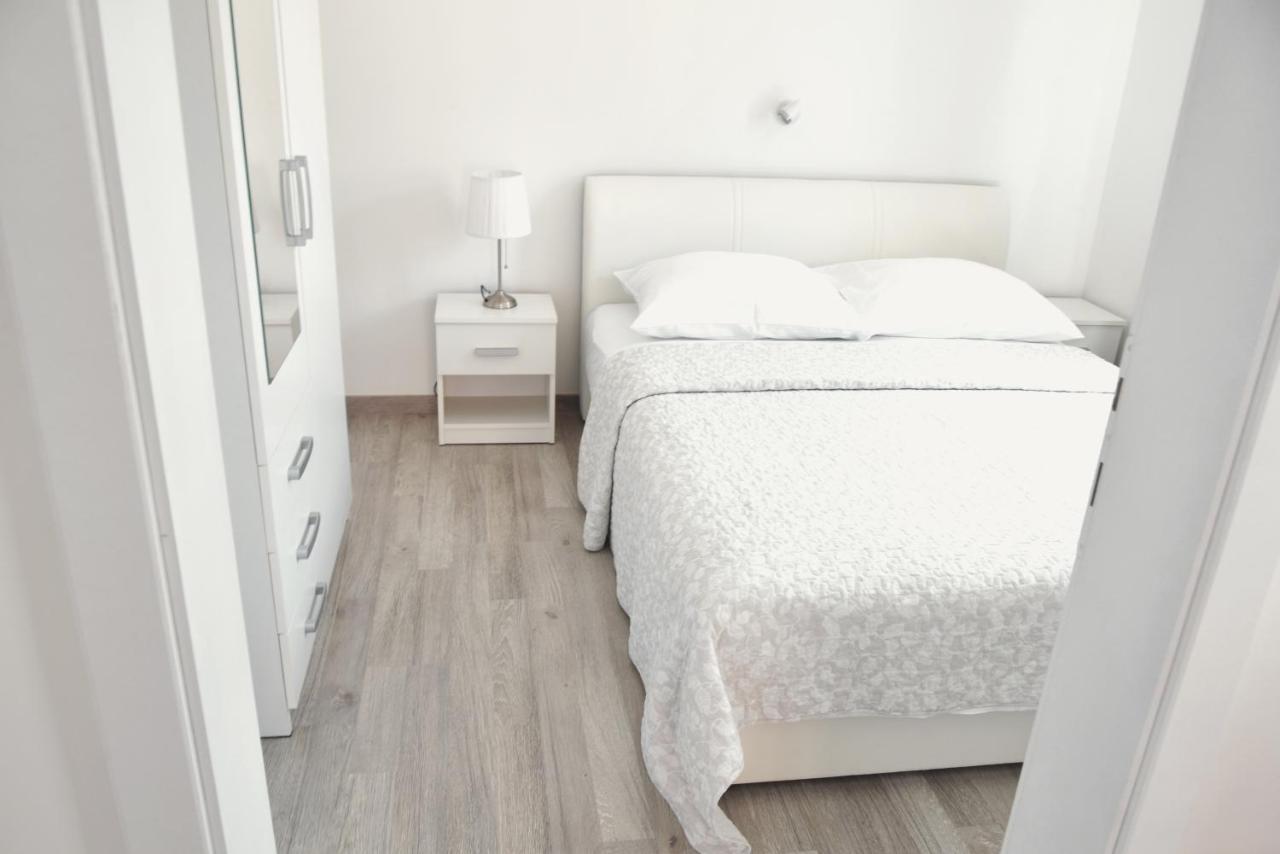 Rab Aurora Apartment *